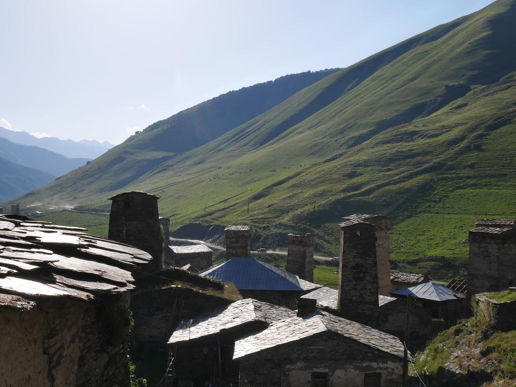 Chazhashi Guesthouse Ushguli Zewnętrze zdjęcie