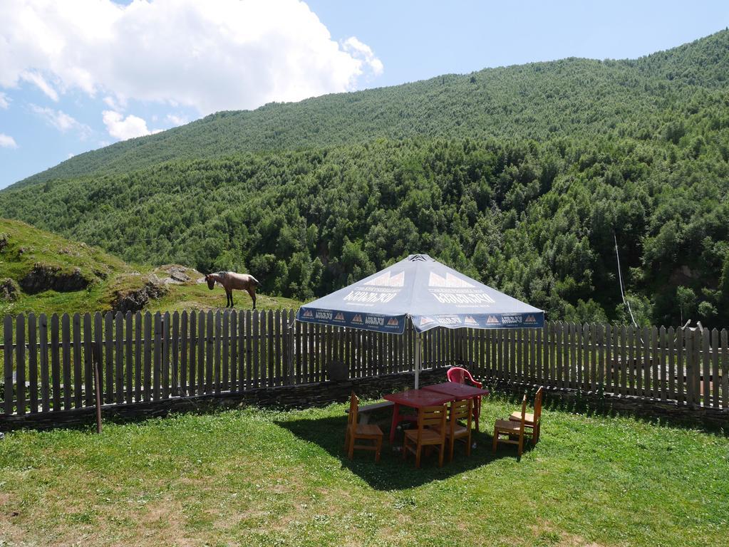 Chazhashi Guesthouse Ushguli Zewnętrze zdjęcie