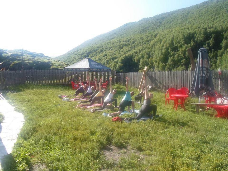 Chazhashi Guesthouse Ushguli Zewnętrze zdjęcie